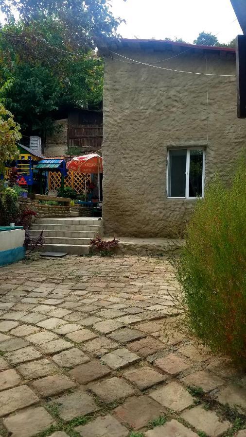 Nata Host Old Tbilisi Apartamento Exterior foto